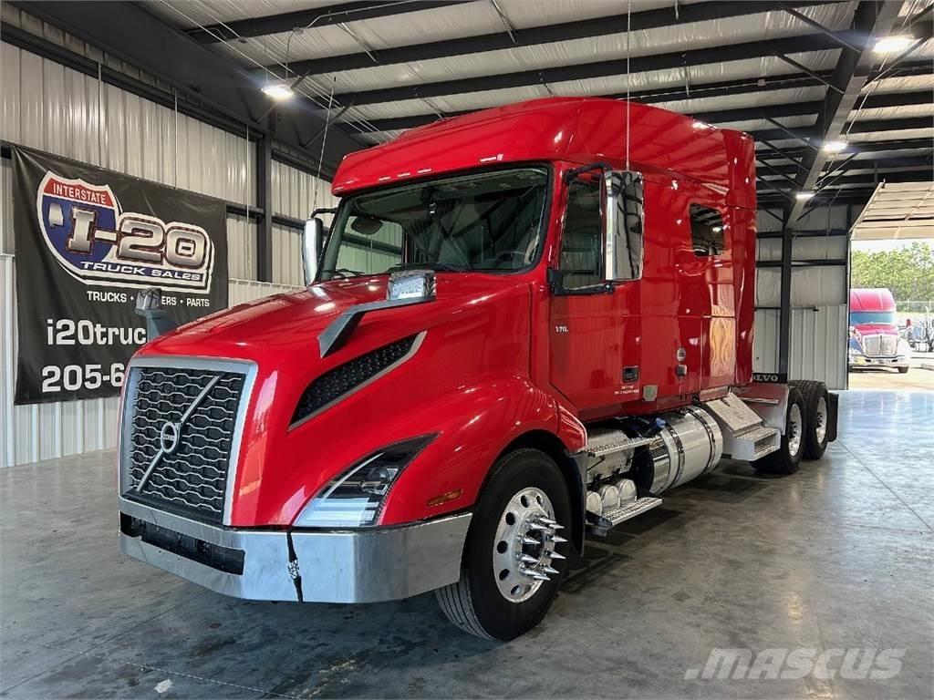 Volvo VNL740 Влекачи