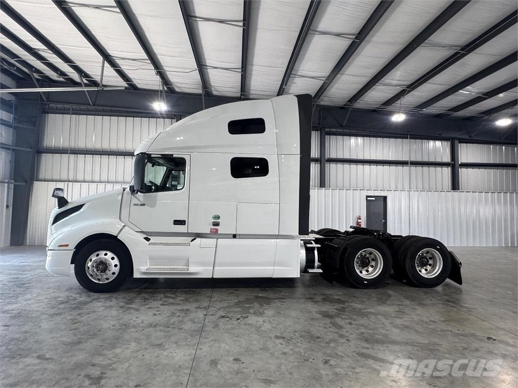 Volvo VNL760 Влекачи