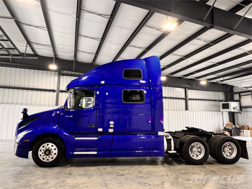 Volvo VNL860 Влекачи