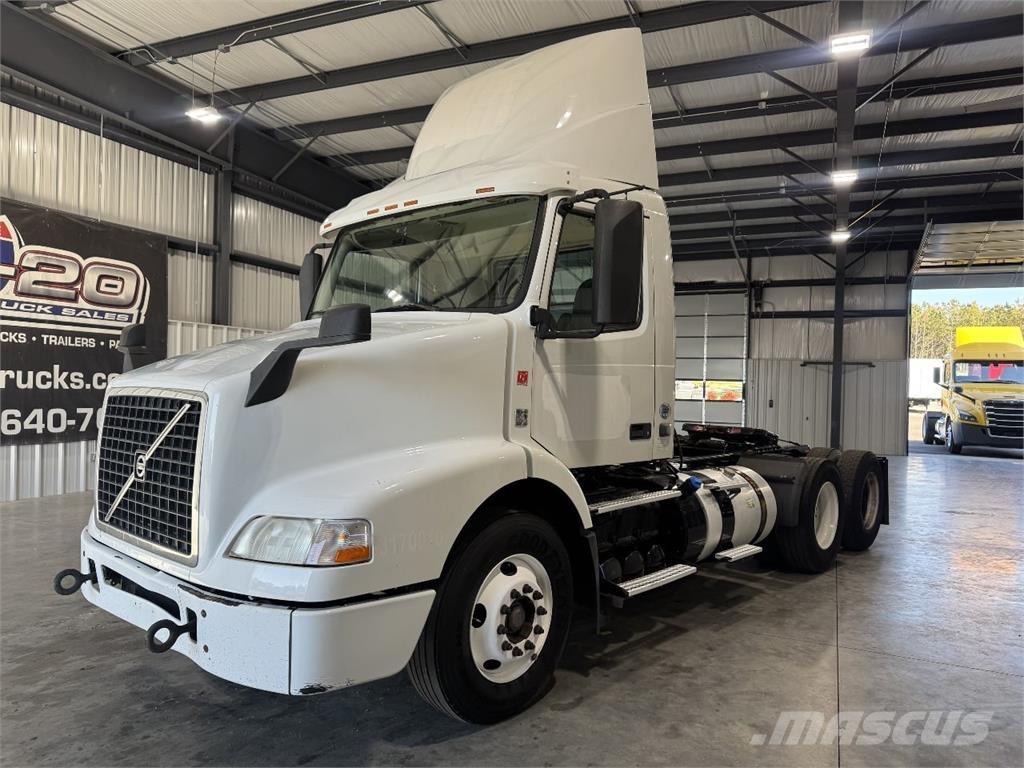 Volvo VNM Влекачи