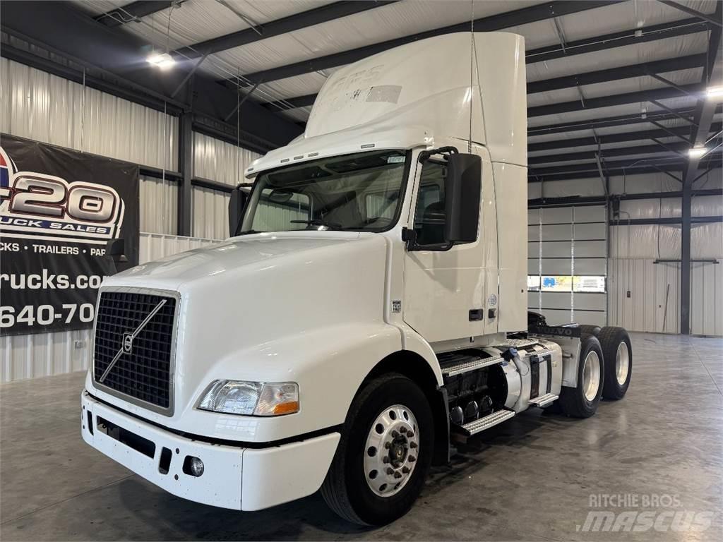 Volvo VNM64T200 Влекачи