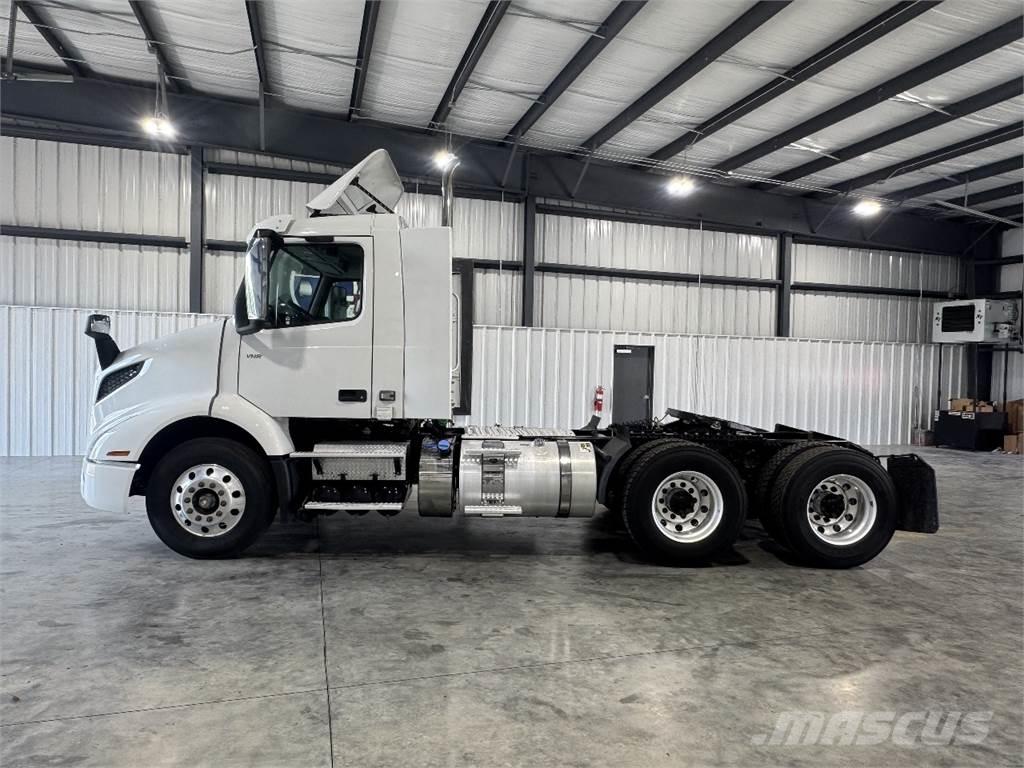 Volvo VNR64T300 Влекачи