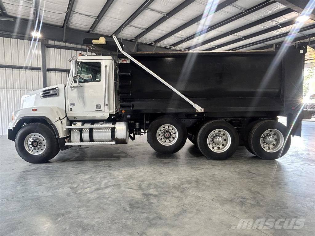 Western Star 4700SF Самосвал