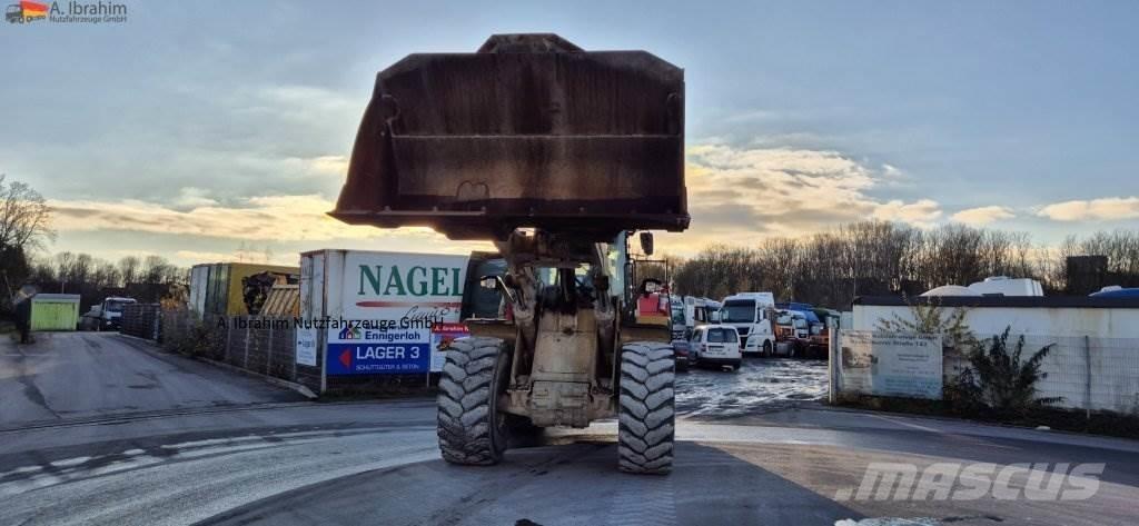 CAT 966 MXE Колесни товарачи