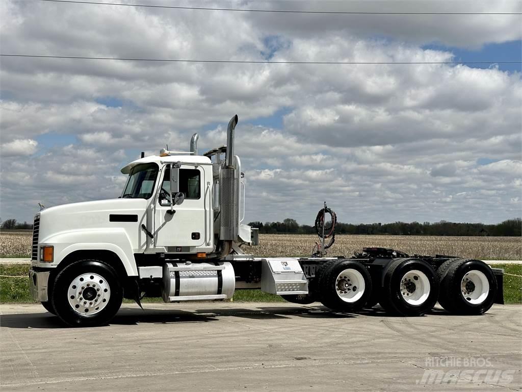 Mack CH613 Влекачи