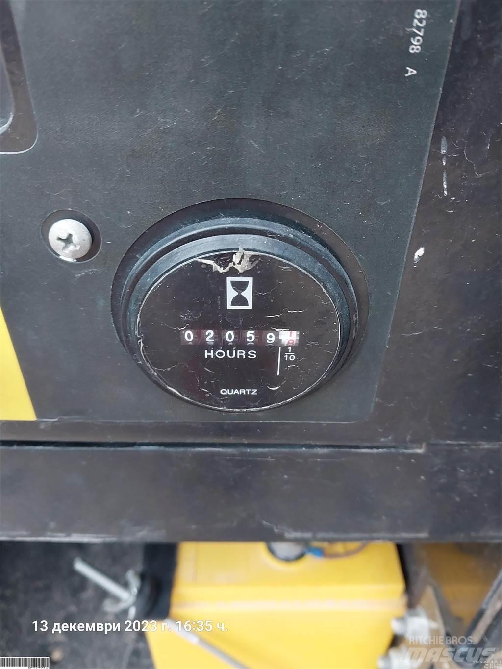 Genie GS4390RT Ножични работни платформи