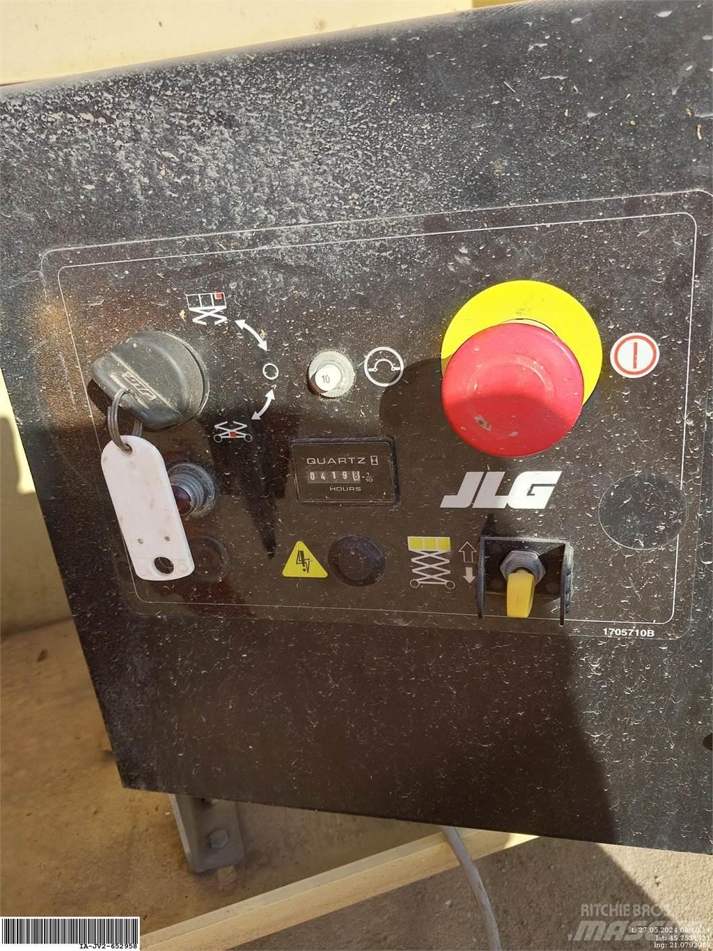 JLG 4069LE Ножични работни платформи