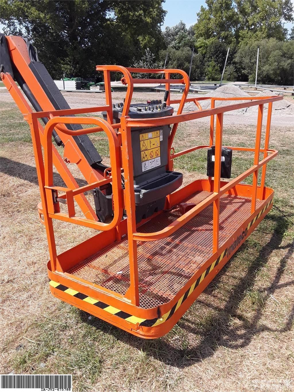 JLG 660SJ Съчленени стрелови подемници