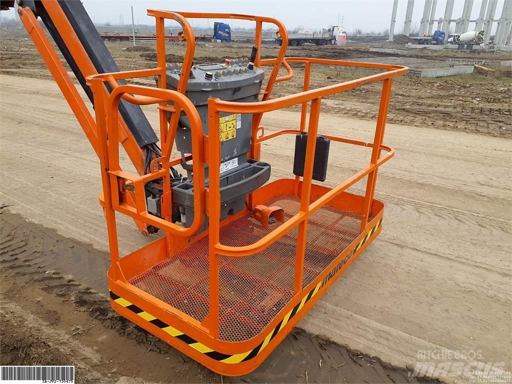 JLG 860SJ Съчленени стрелови подемници