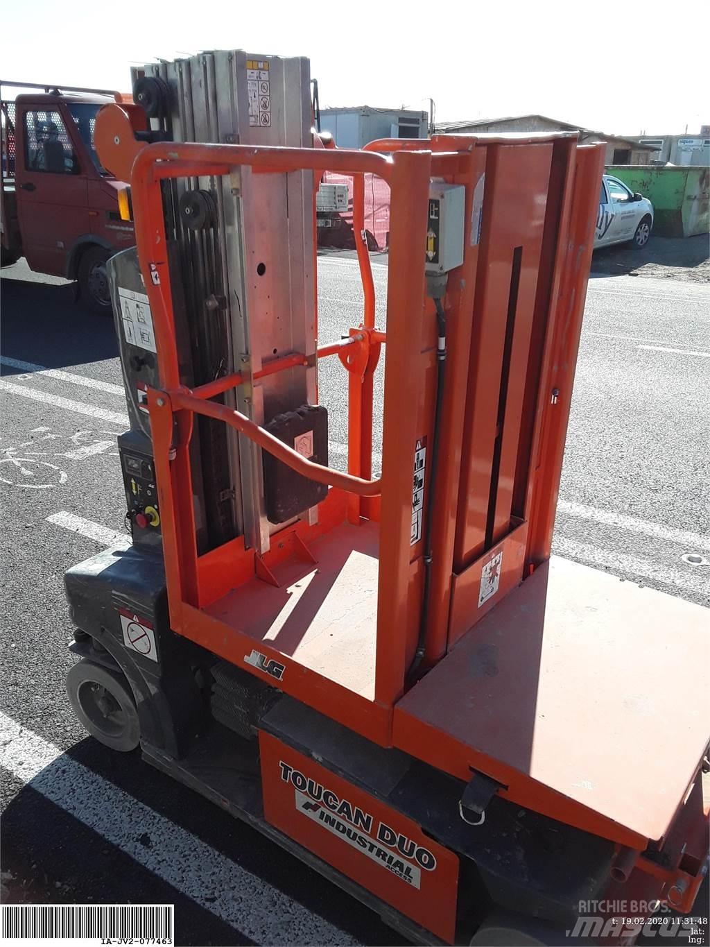JLG Toucan duo Вертикални мачтови повдигачи
