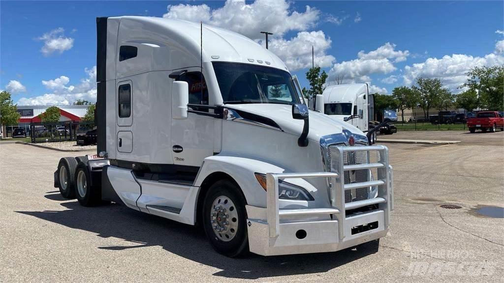 Kenworth T680 Влекачи
