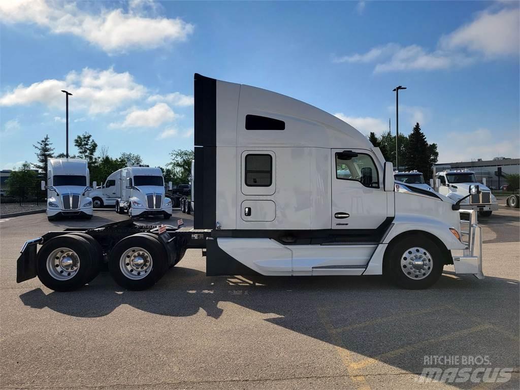 Kenworth T680 Влекачи
