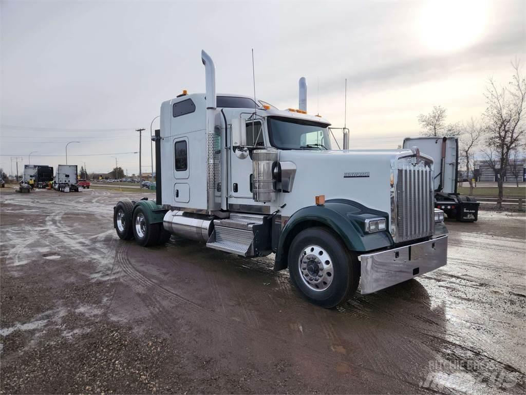Kenworth W900L Влекачи