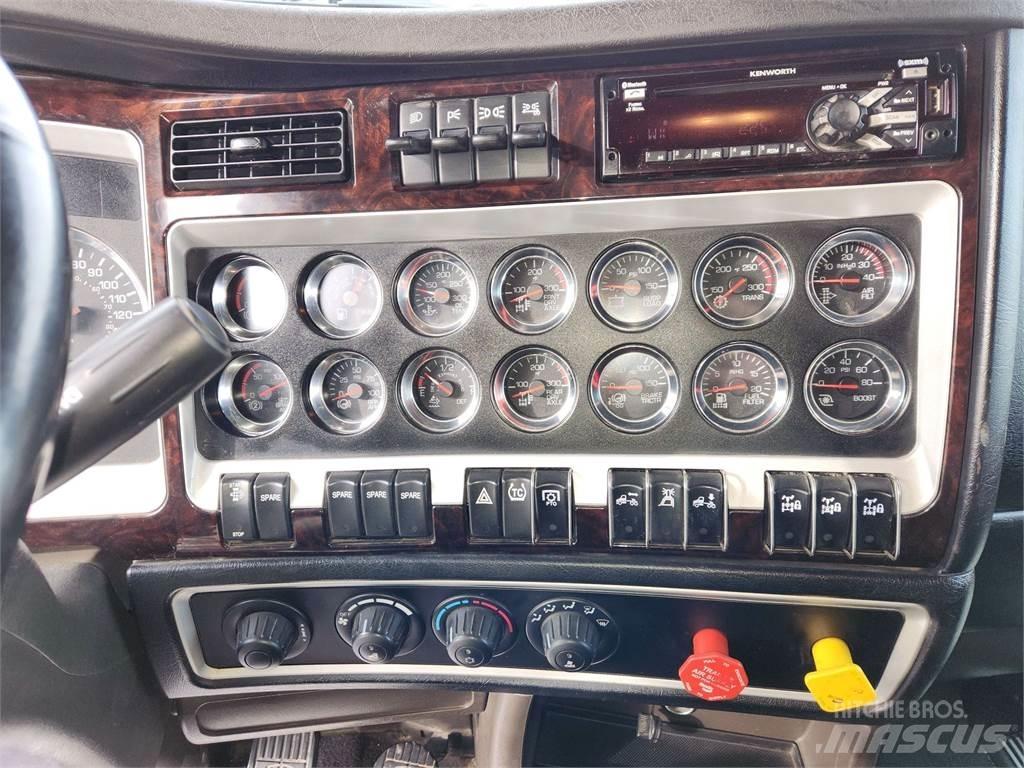 Kenworth W900L Влекачи