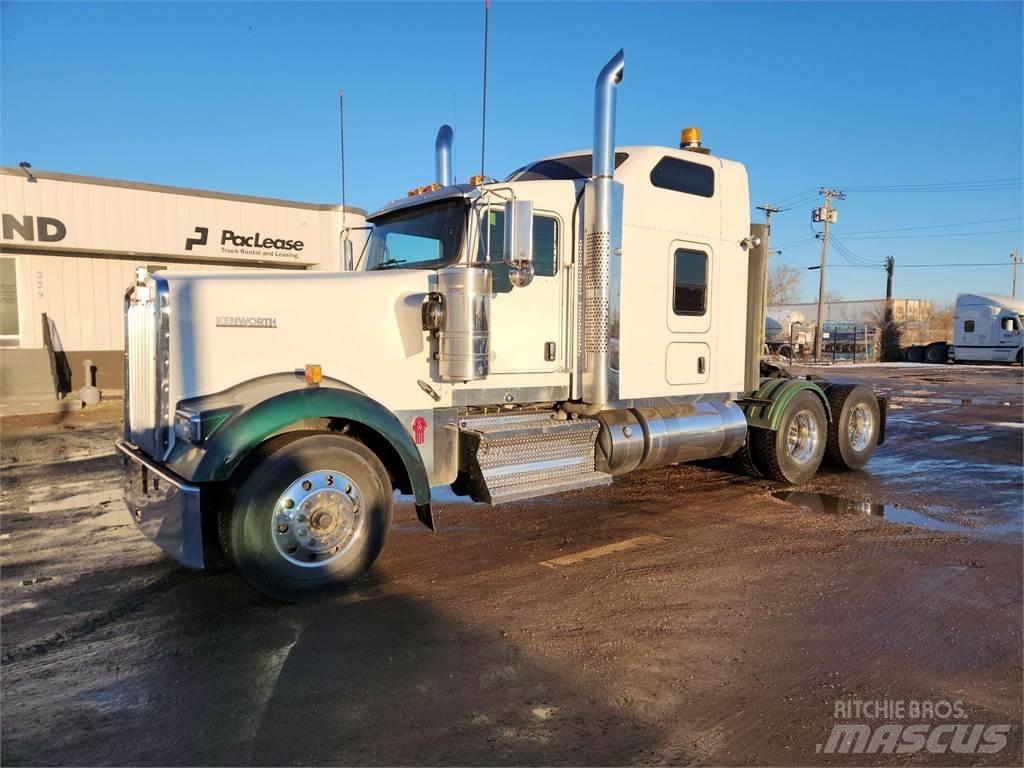 Kenworth W900L Влекачи