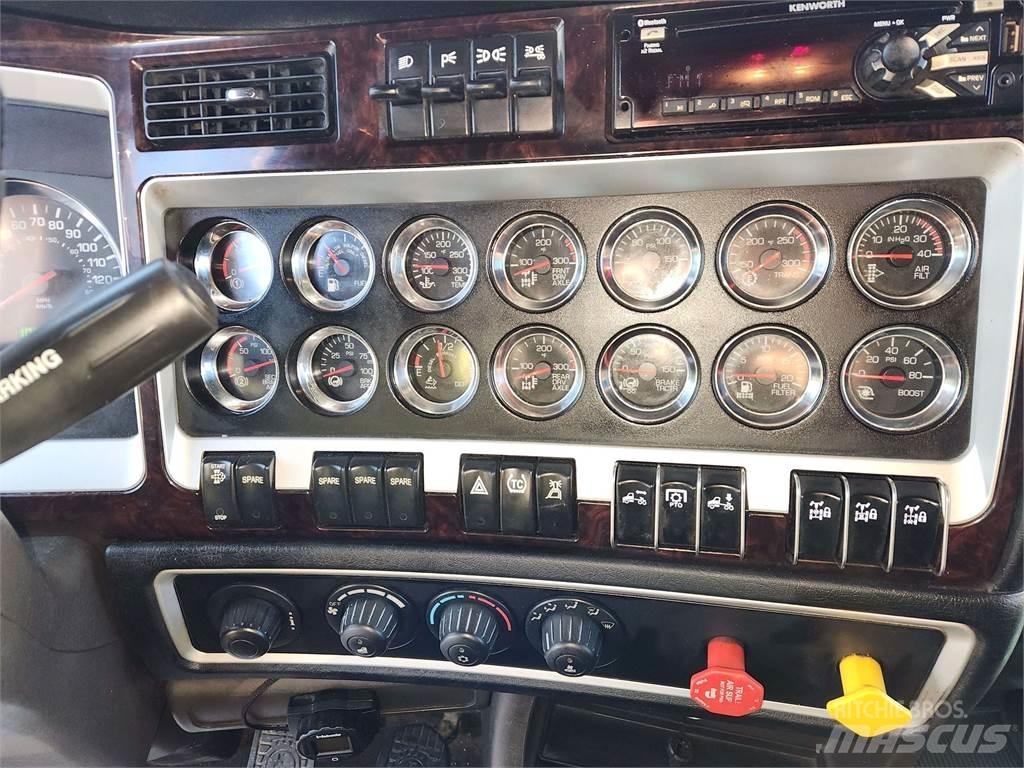 Kenworth W900L Влекачи
