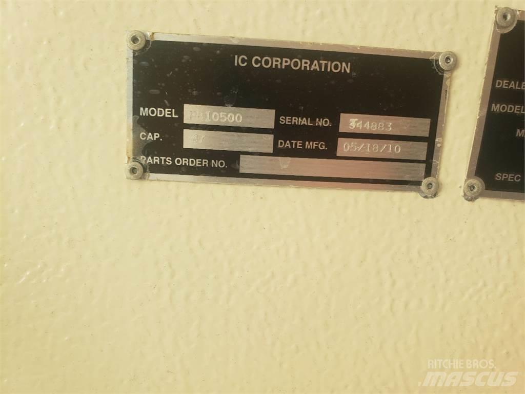 IC Bus CE200 Други