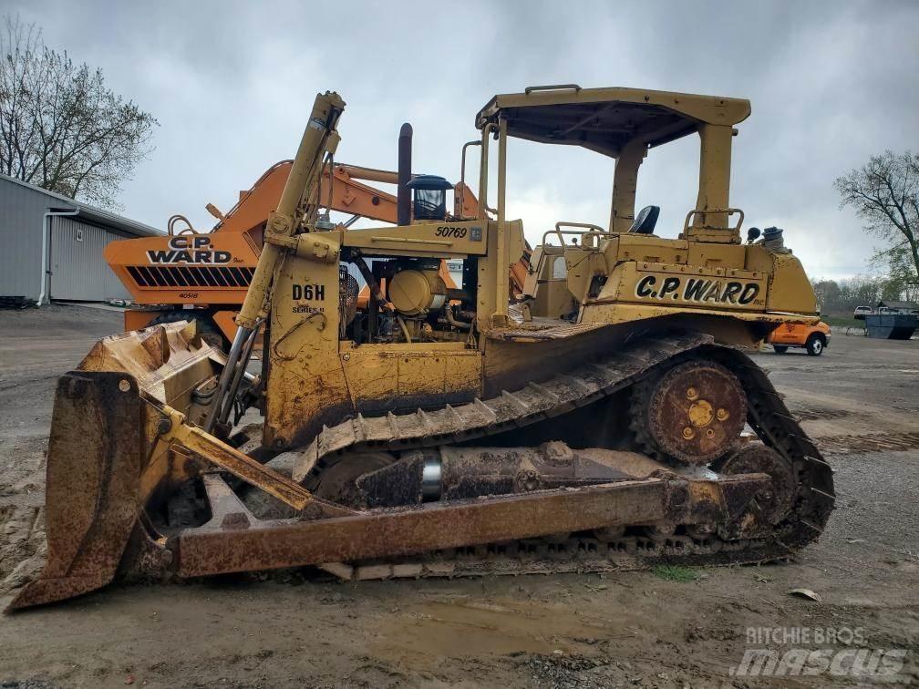 CAT D6H Верижни булдозери
