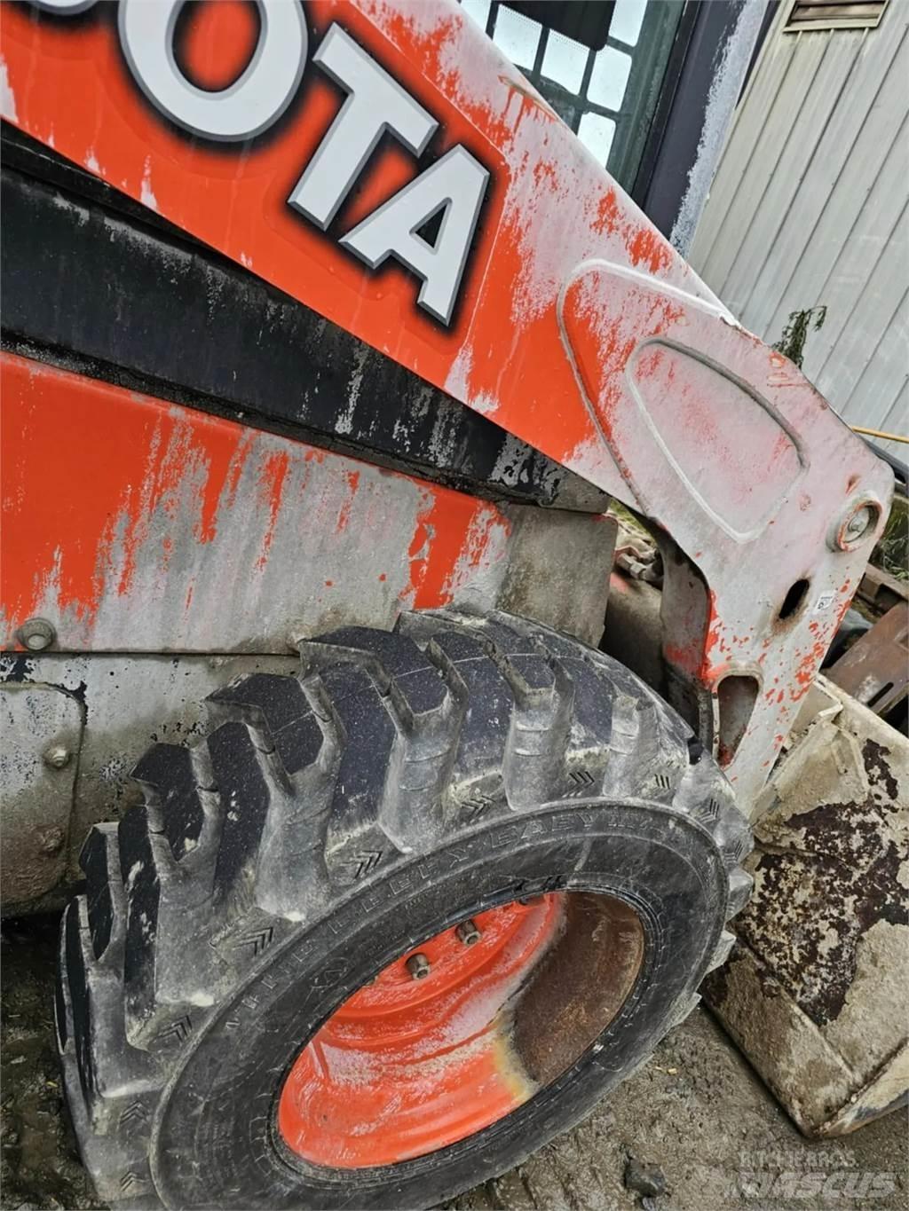 Kubota SSV75 Други компоненти