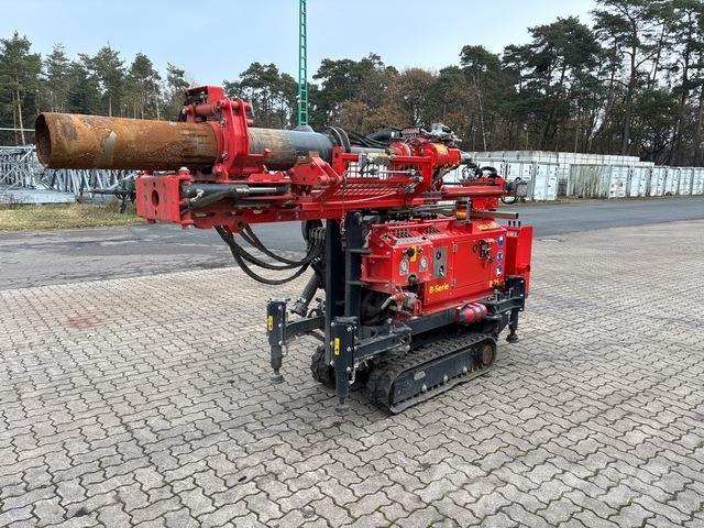 Adler B25 Строителство - Други