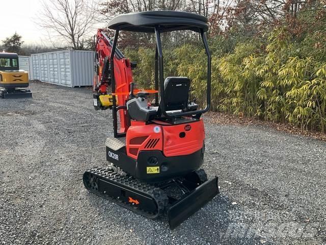 AGT QK20R Верижен екскаватор