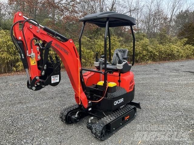 AGT QK20R Верижен екскаватор