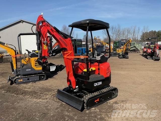 AGT QK20R Верижен екскаватор