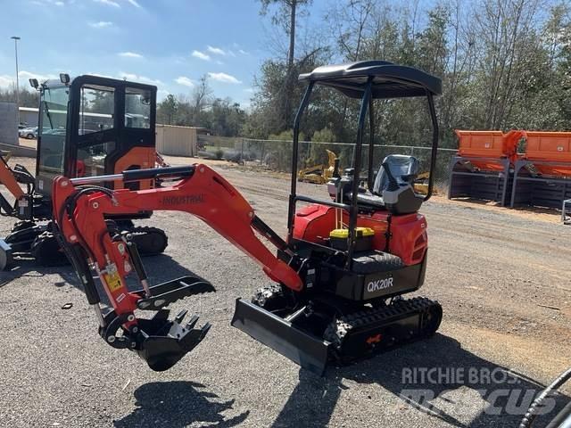 AGT QK20R Верижен екскаватор
