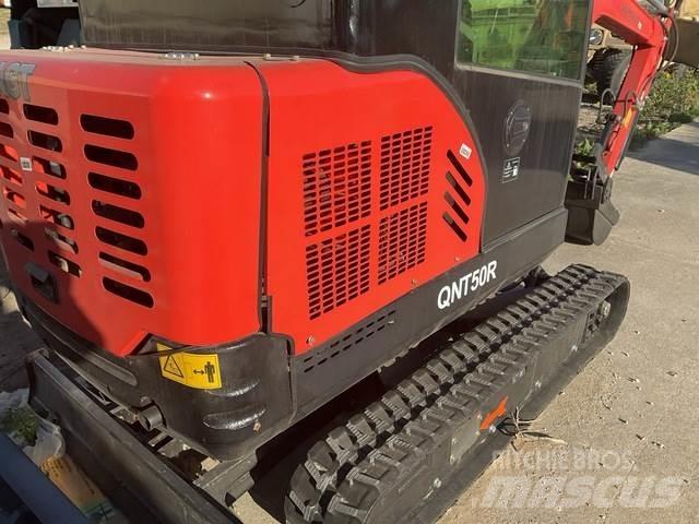 AGT QNT50R Верижен екскаватор