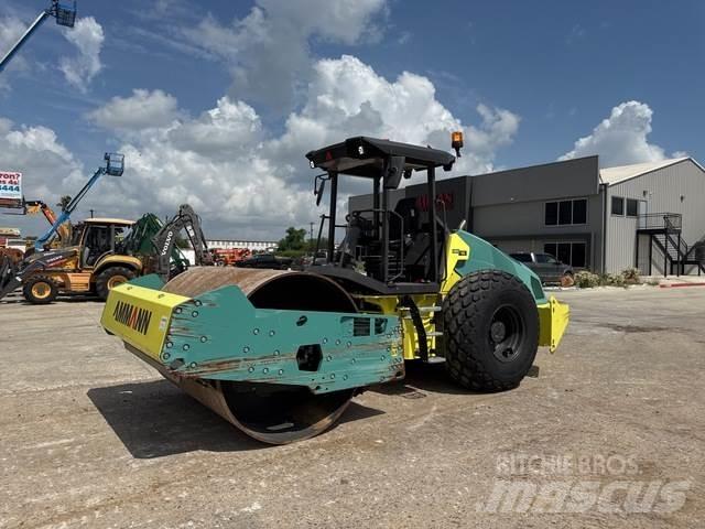 Ammann ARS 110 Еднобарабанни ролки
