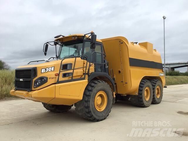 Bell B30E Цистерни за вода
