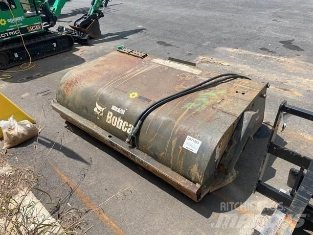Bobcat 72 Автоматични метачки с четки