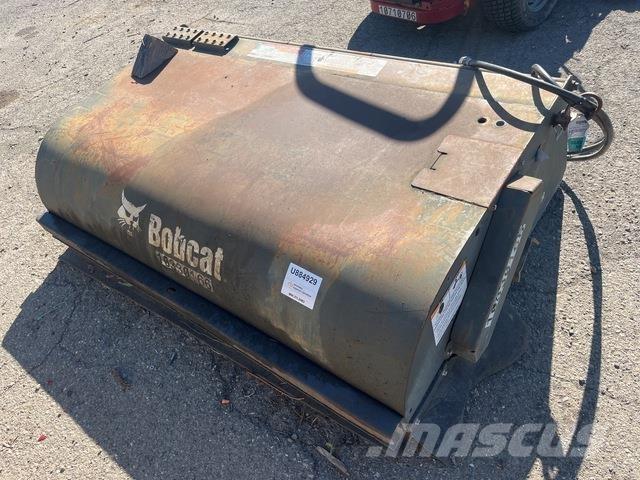 Bobcat 72 Автоматични метачки с четки