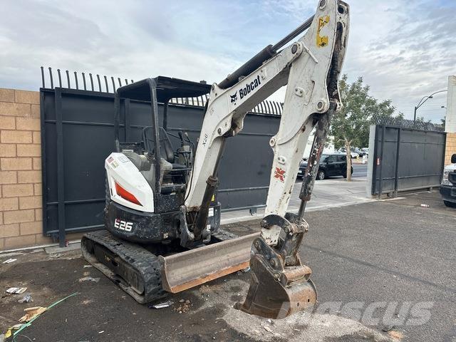 Bobcat E26 Верижен екскаватор