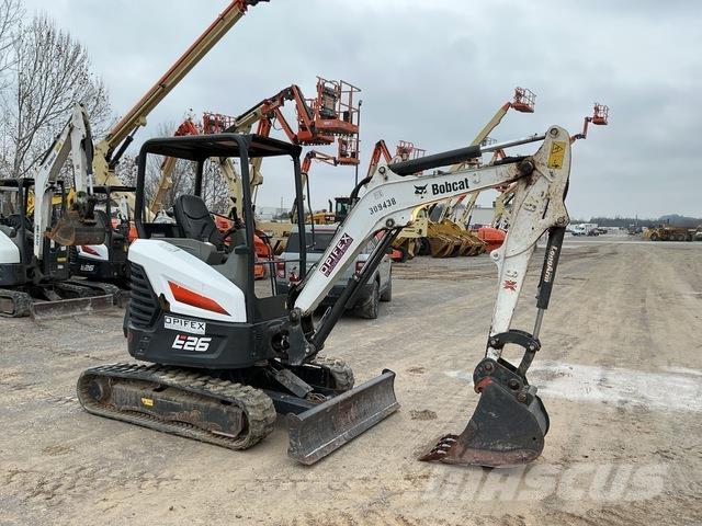 Bobcat E26 Верижен екскаватор