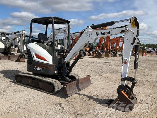 Bobcat E26 Верижен екскаватор
