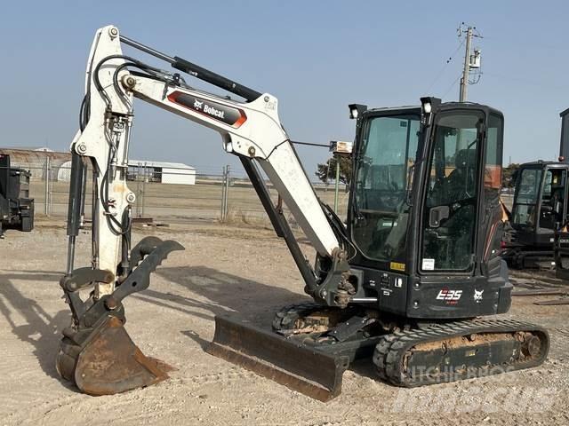 Bobcat E35 Верижен екскаватор