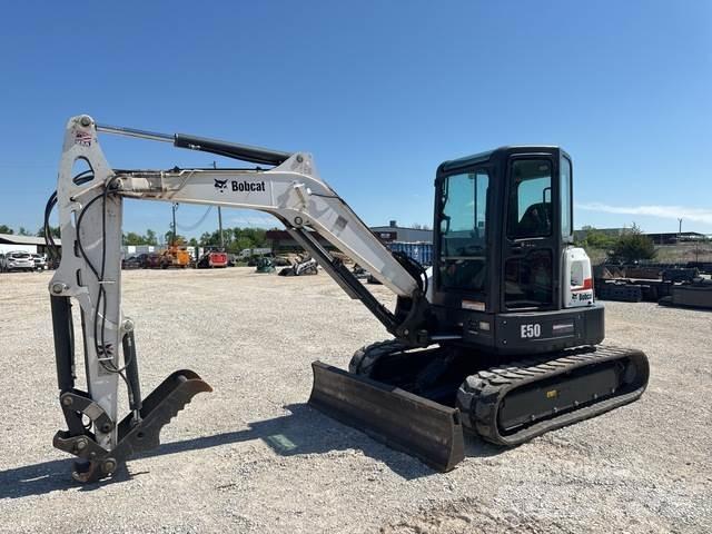 Bobcat E50 Верижен екскаватор
