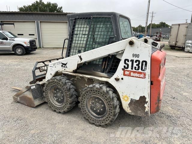 Bobcat S130 Мини товарачи
