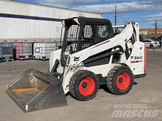 Bobcat S530 Мини товарачи

