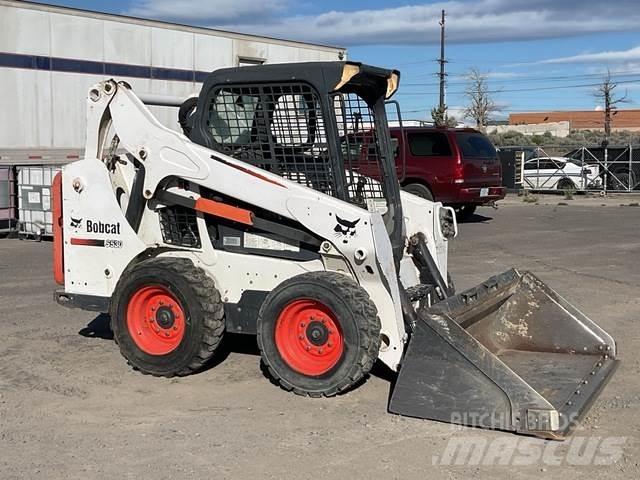 Bobcat S530 Мини товарачи
