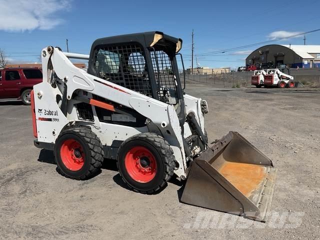 Bobcat S530 Мини товарачи
