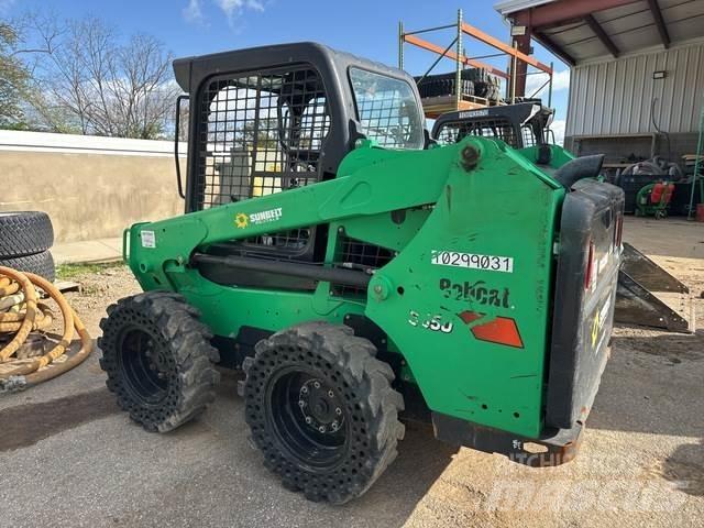 Bobcat S550 Мини товарачи
