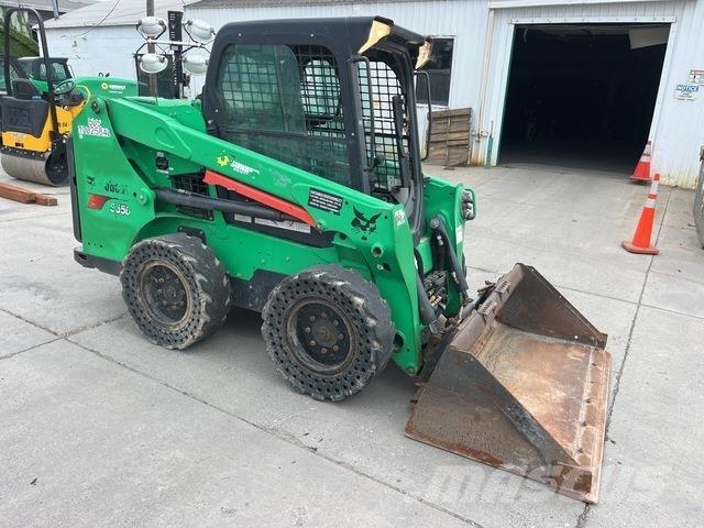 Bobcat S550 Мини товарачи
