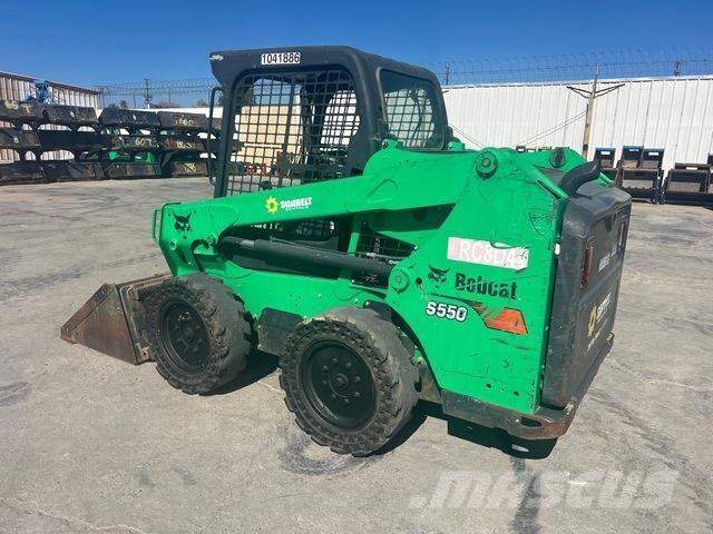 Bobcat S550 Мини товарачи
