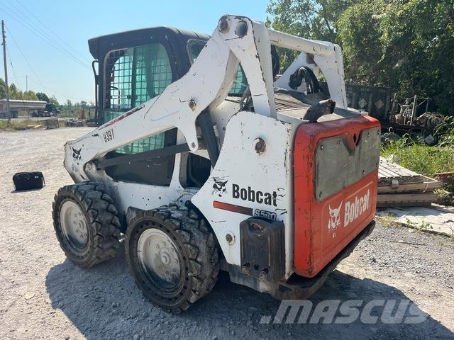 Bobcat S570 Мини товарачи
