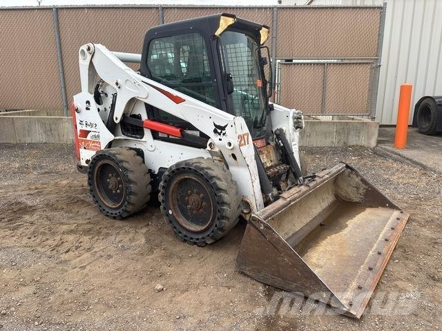 Bobcat S650 Мини товарачи

