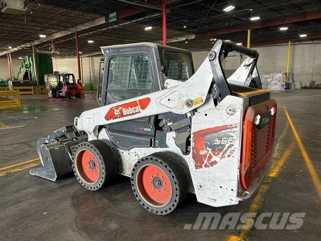 Bobcat S66 Мини товарачи
