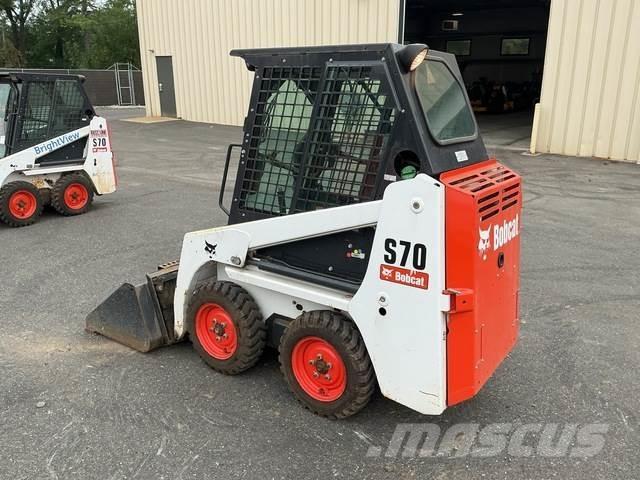 Bobcat S70 Мини товарачи
