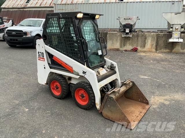 Bobcat S70 Мини товарачи
